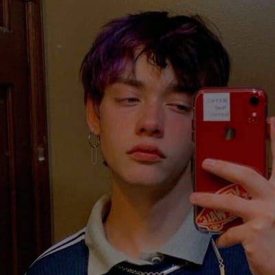 วรพจน์ เซียนช่วยเหลือ avatar